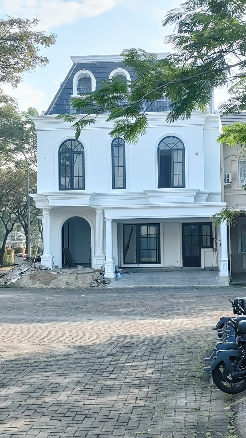 Rumah bangunan Mnadiri di Vanya Park