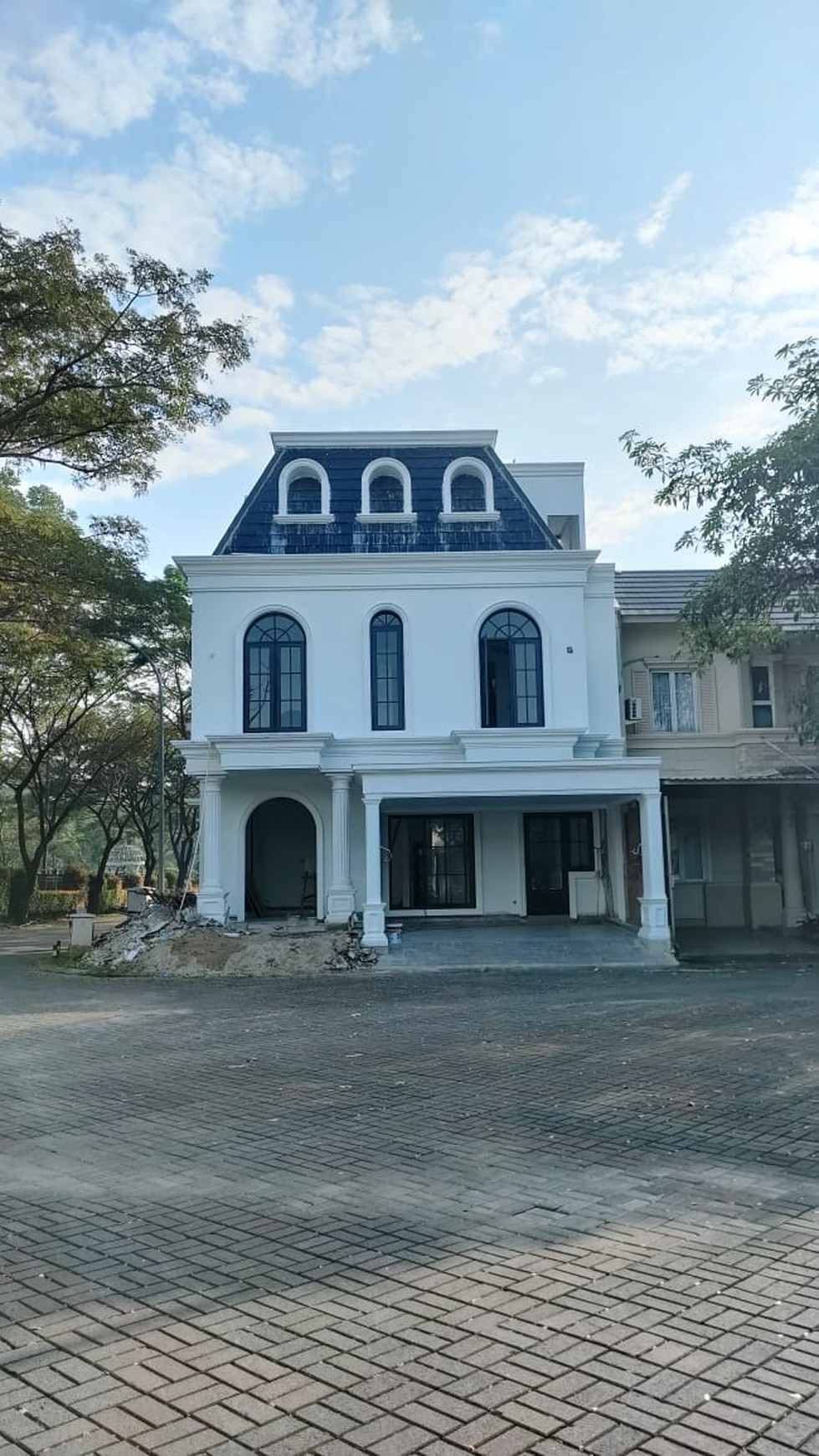 Rumah bangunan Mnadiri di Vanya Park
