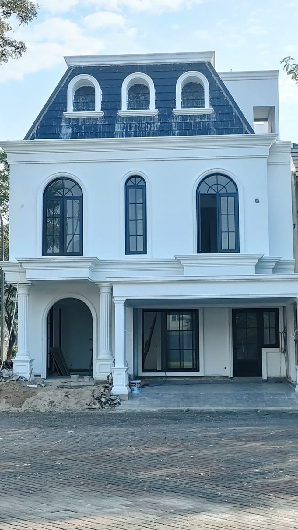 Rumah bangunan Mnadiri di Vanya Park