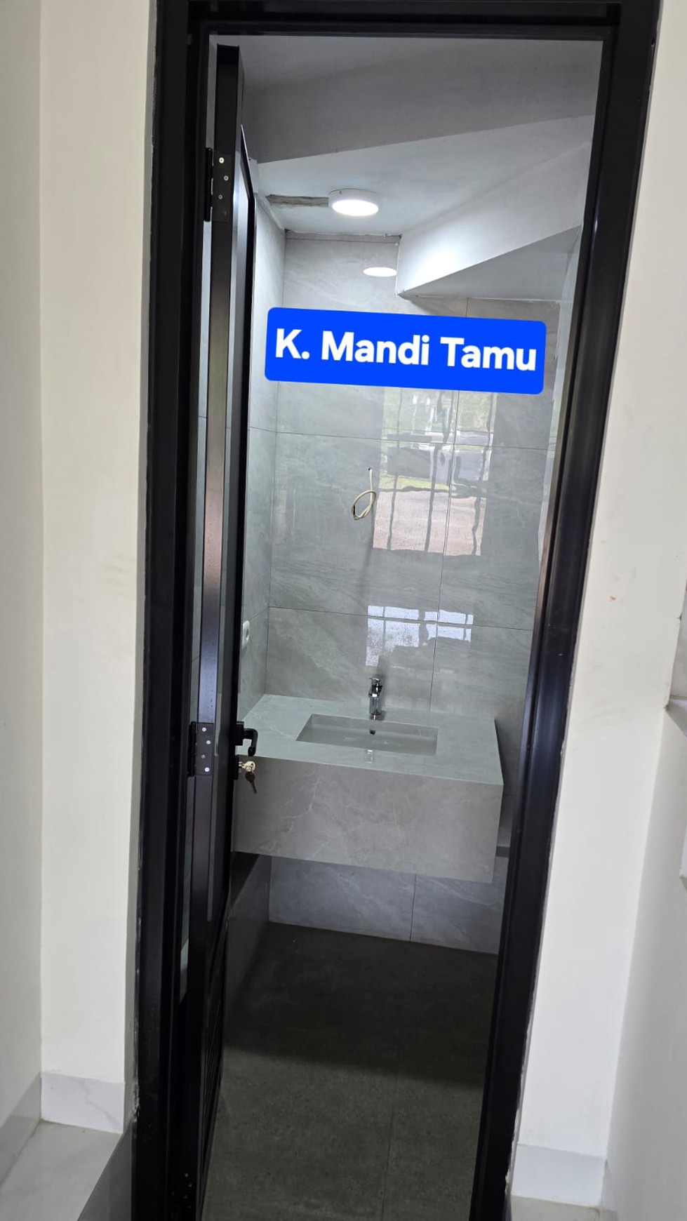 Rumah bangunan Mnadiri di Vanya Park