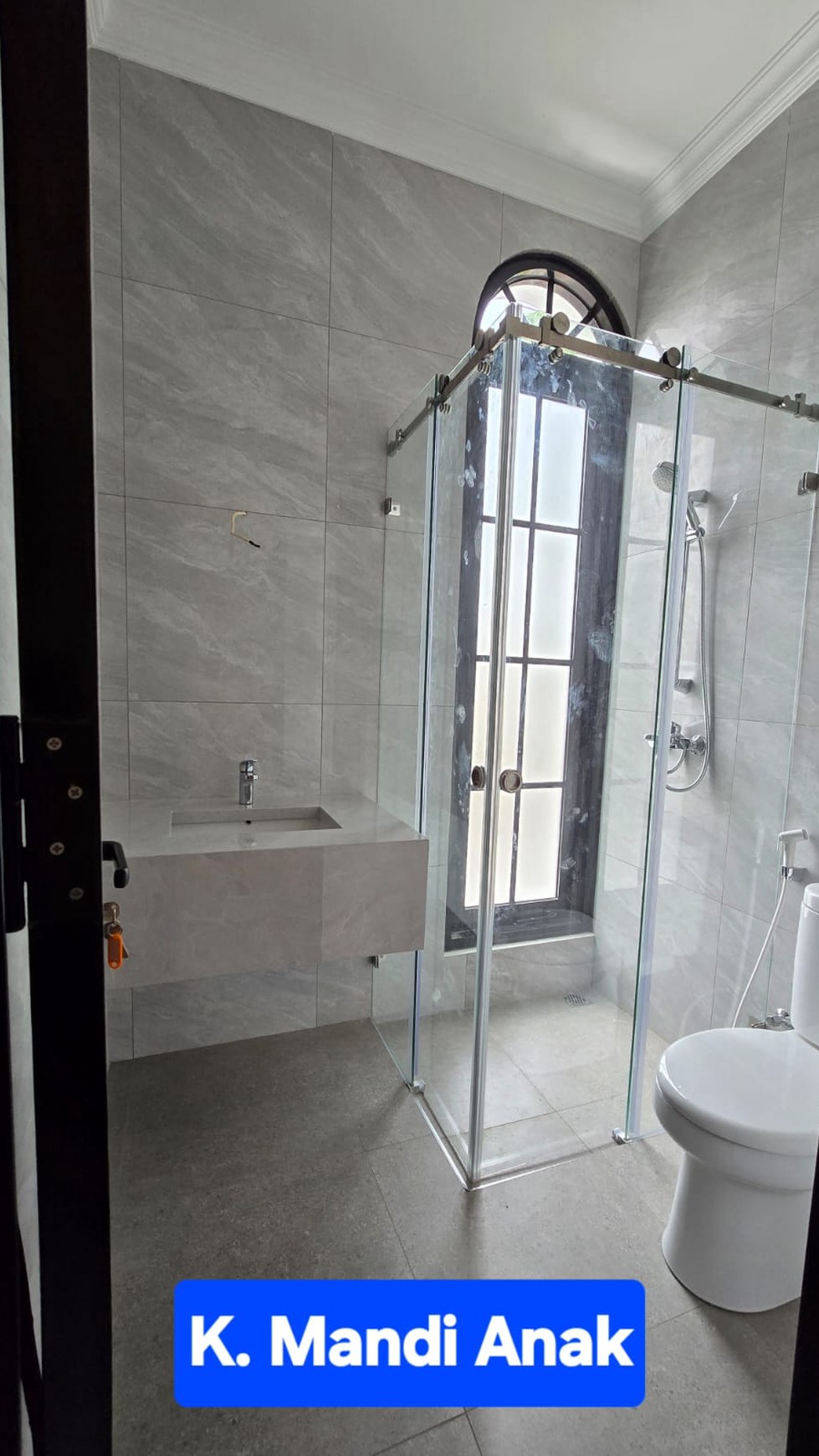 Rumah bangunan Mnadiri di Vanya Park