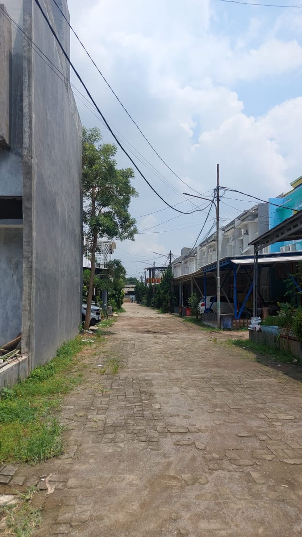 Dijual Murah Rumah dalam Cluster dengan Kondisi Apa Adanya