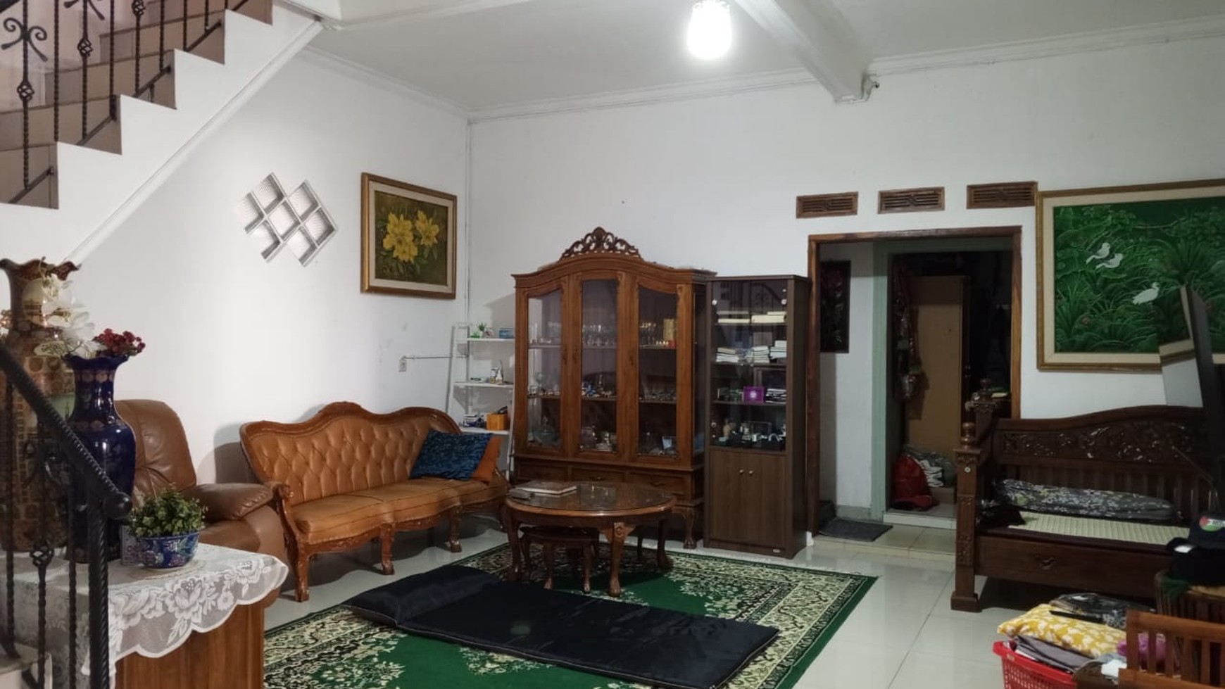 Rumah 2 Lantai di Komplek Santosa Asih dekat Grand Sharon Soekarno Hatta