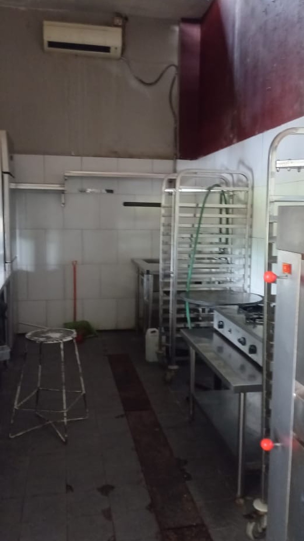 Ruang Usaha Luas untuk Cafe di Ciumbuleuit Cidadap Bandung