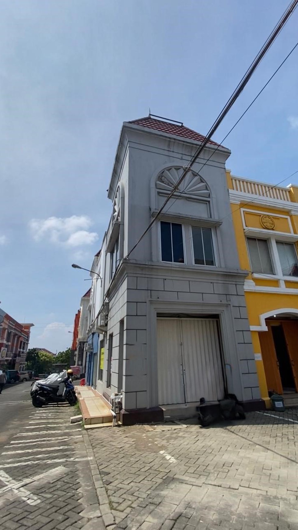 Ruko siap pakai di bintaro