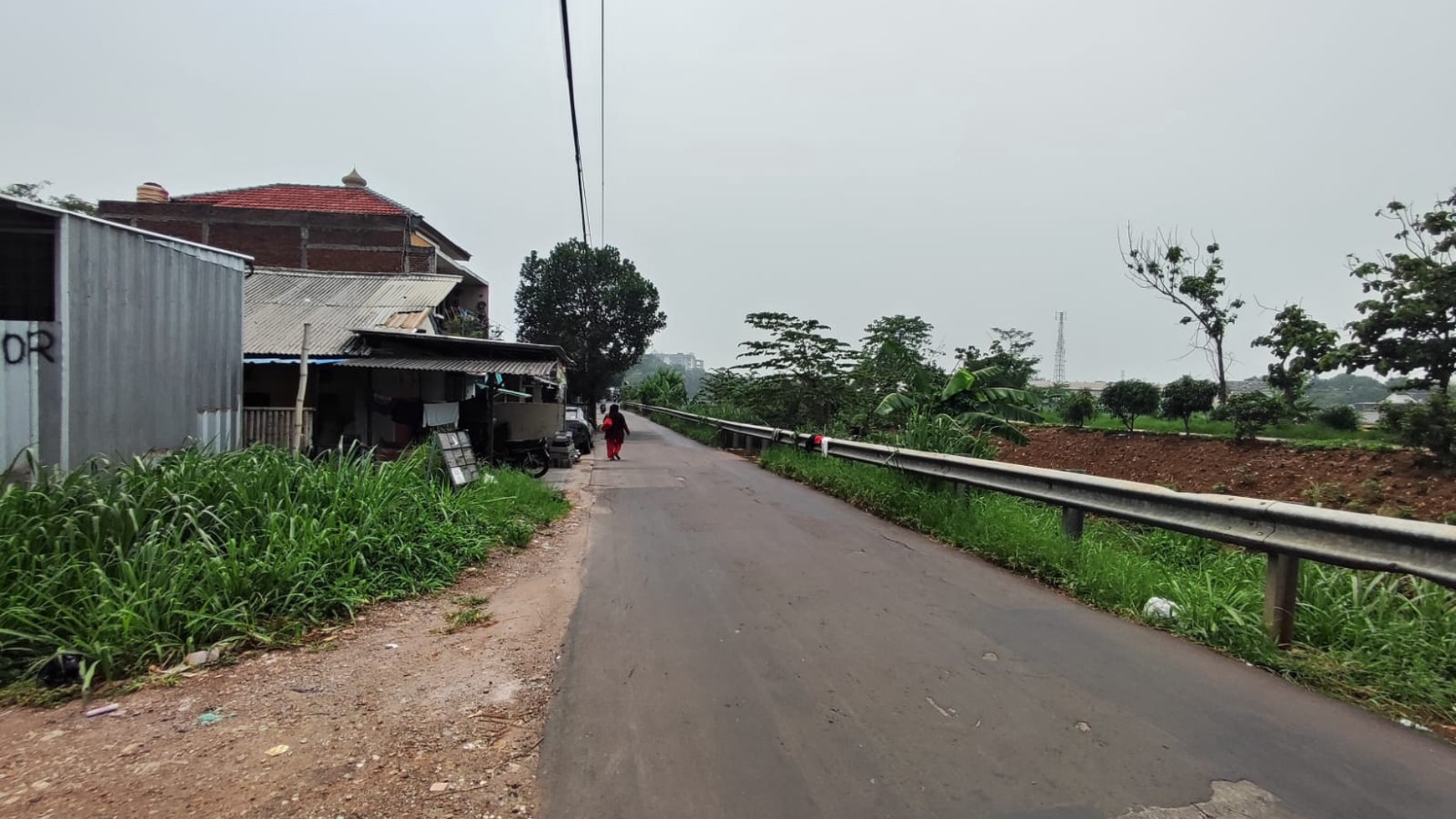 Sebelah Perumahan ! Tanah Komersial di main road Babakan Karet cocok untuk usaha