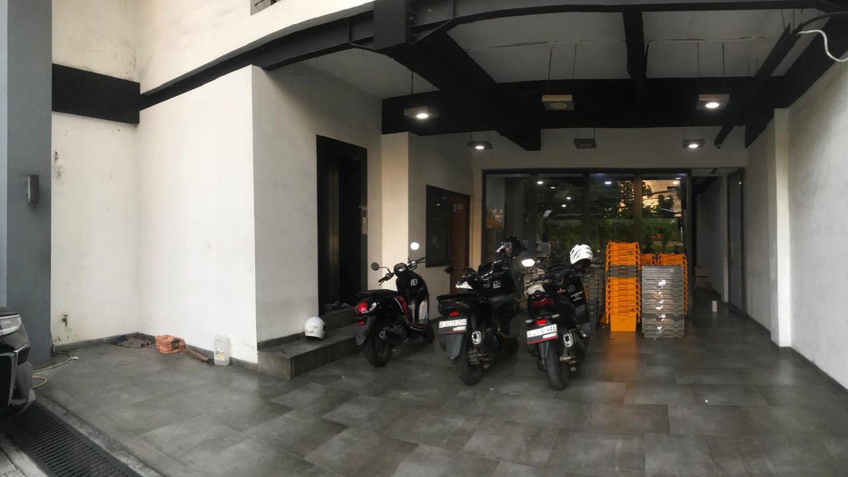 Ruko 3 Lantai dekat dg Gandaria City Jakarta Selatan....