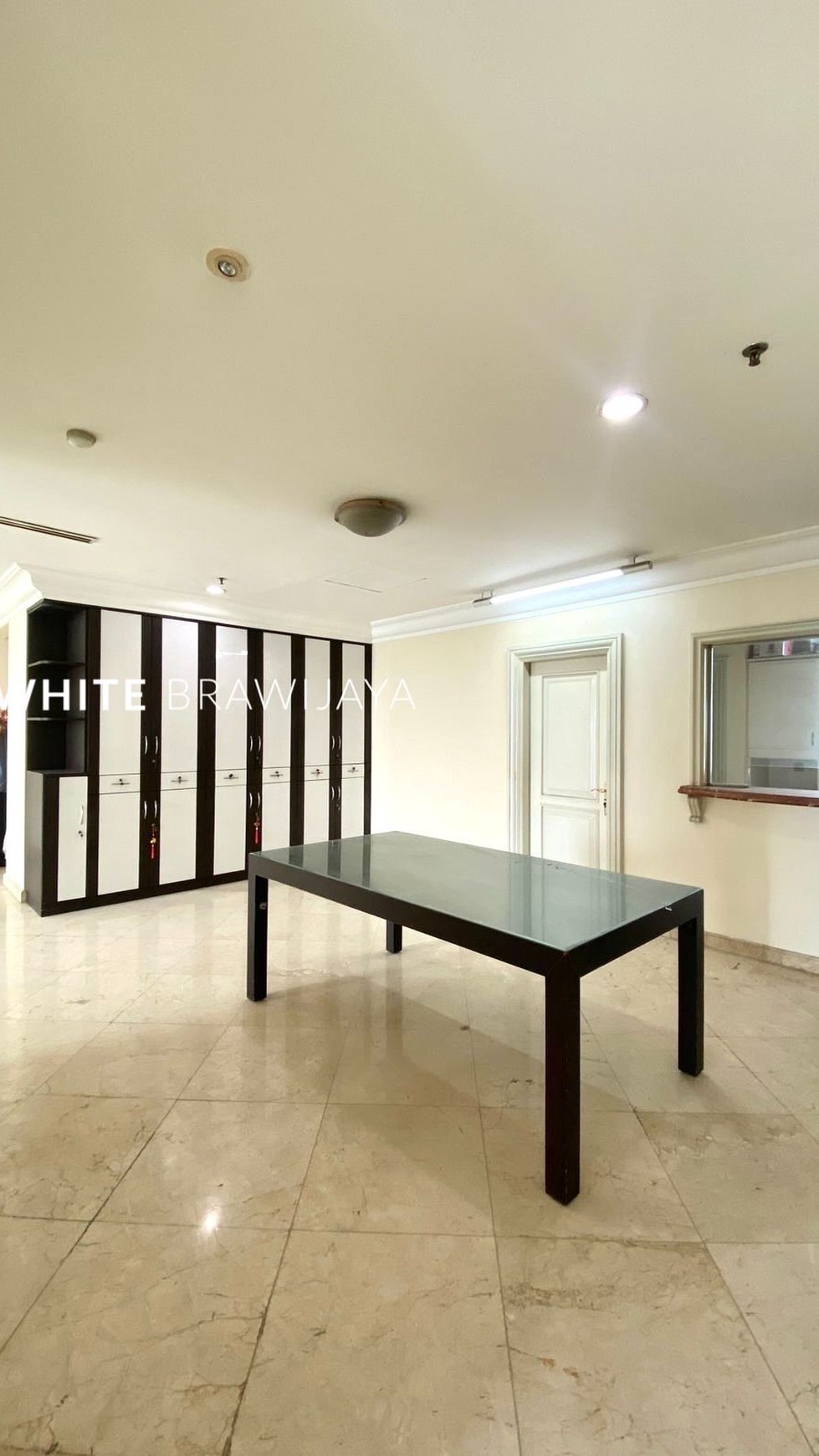 Apartemen Simprug Teras 3BR 