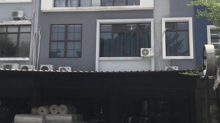 Rumah bagus, dalam cluster di BSD