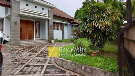 dijual rumah mewah sukarame