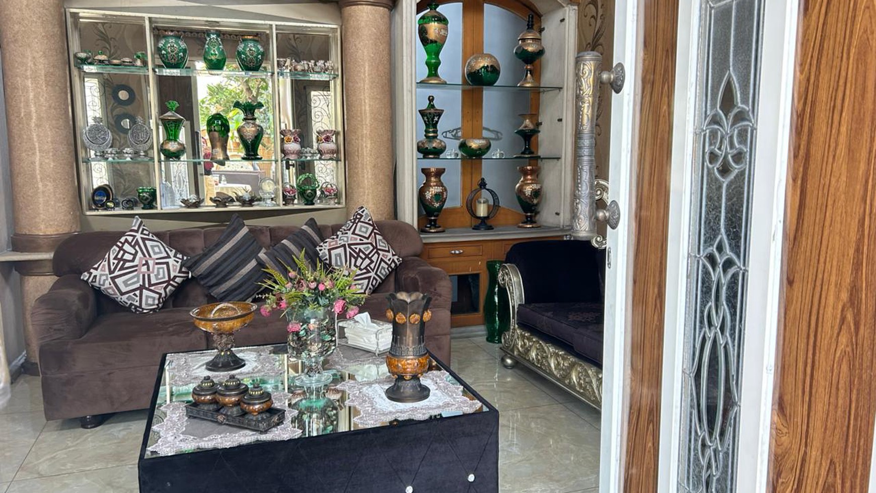 JUAL RUMAH 2 LANTAI  Jln Torawitan Perak Surabaya