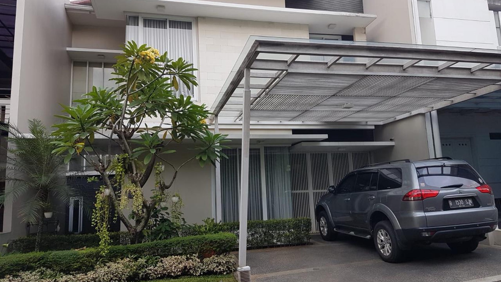 Rumah Hitung Tanah Area Cipete