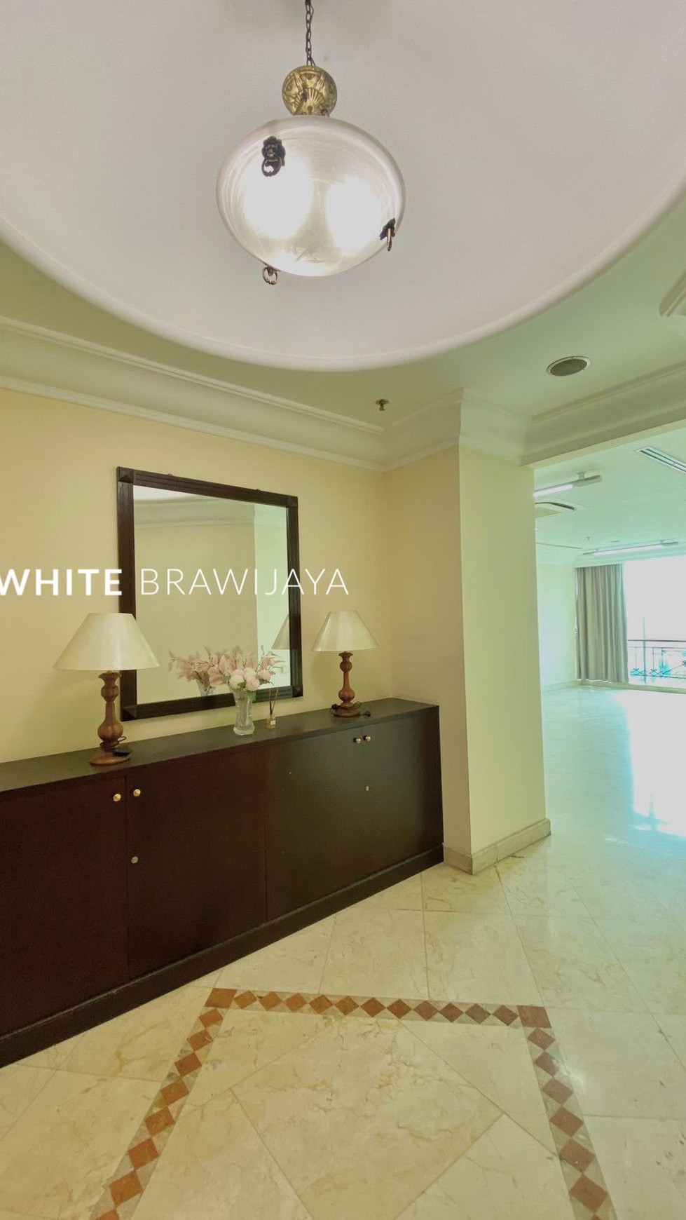 Rumah Hitung Tanah Area Cipete