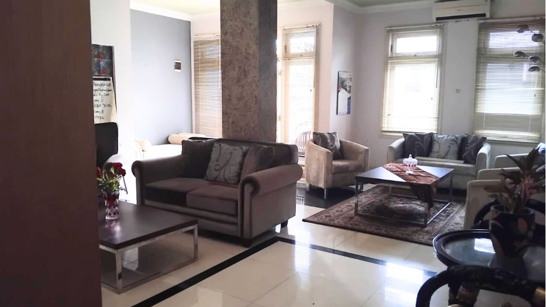 Rumah Hitung Tanah Area Cipete