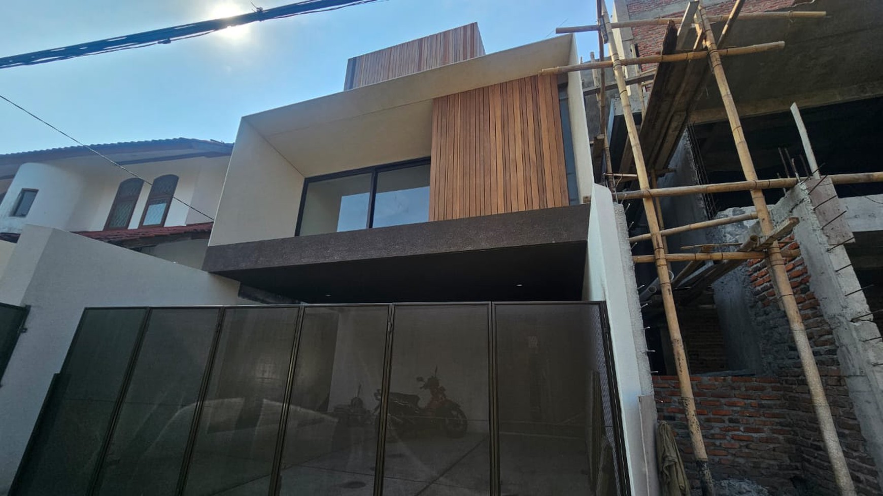 Rumah Hitung Tanah Area Cipete