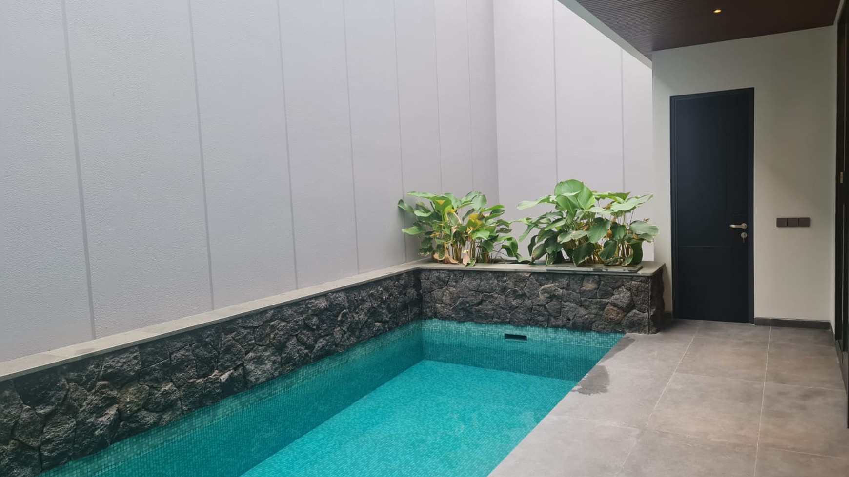 PRIVATE Pool Rumah Woodland Citraland Surabaya Barat lengkap Kolam Renang Pribadi  Desain Terbaru Mewah dekat Universitas Ciputra , Pasar Modern Fresh Market