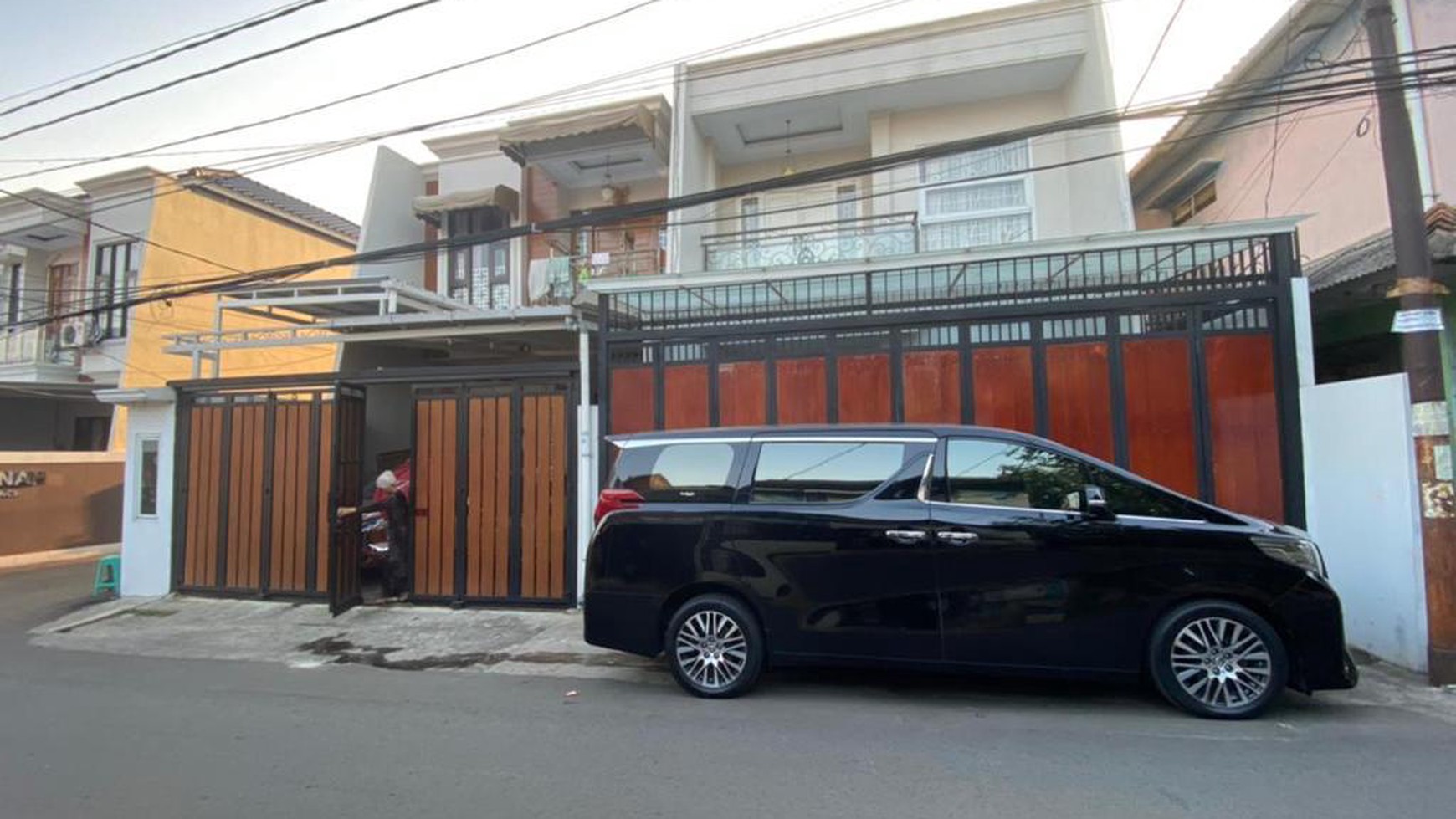 Rumah Bagus nan Bewa 2 Lantai di Jagakarsa, Jakarta Selatan.