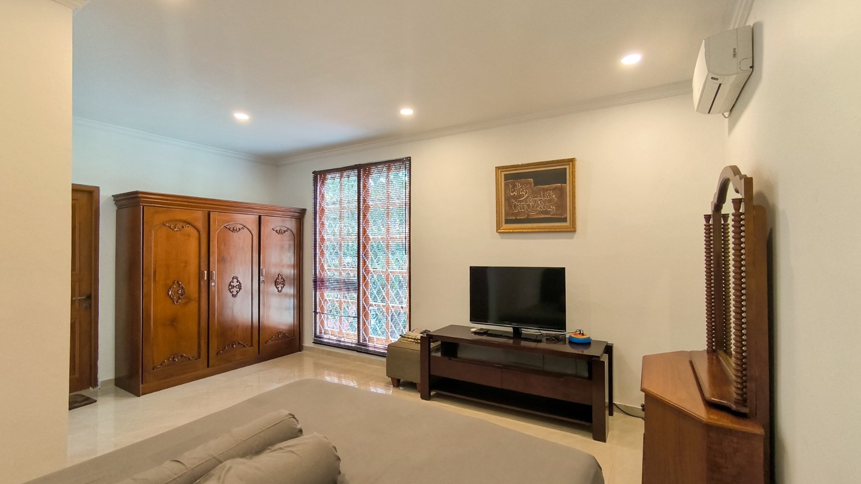 Rumah Bagus,dalam ruangan rapih,lingkungan ok di Bintaro Jaya 9.