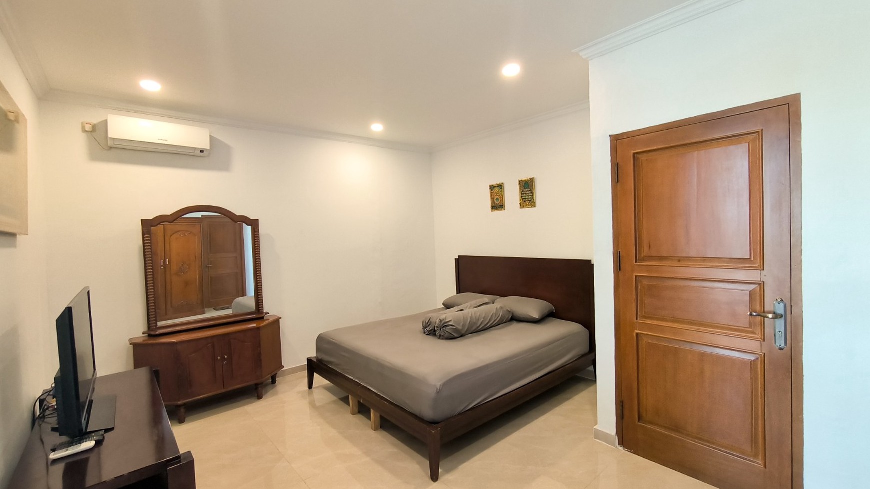 Rumah Bagus,dalam ruangan rapih,lingkungan ok di Bintaro Jaya 9.