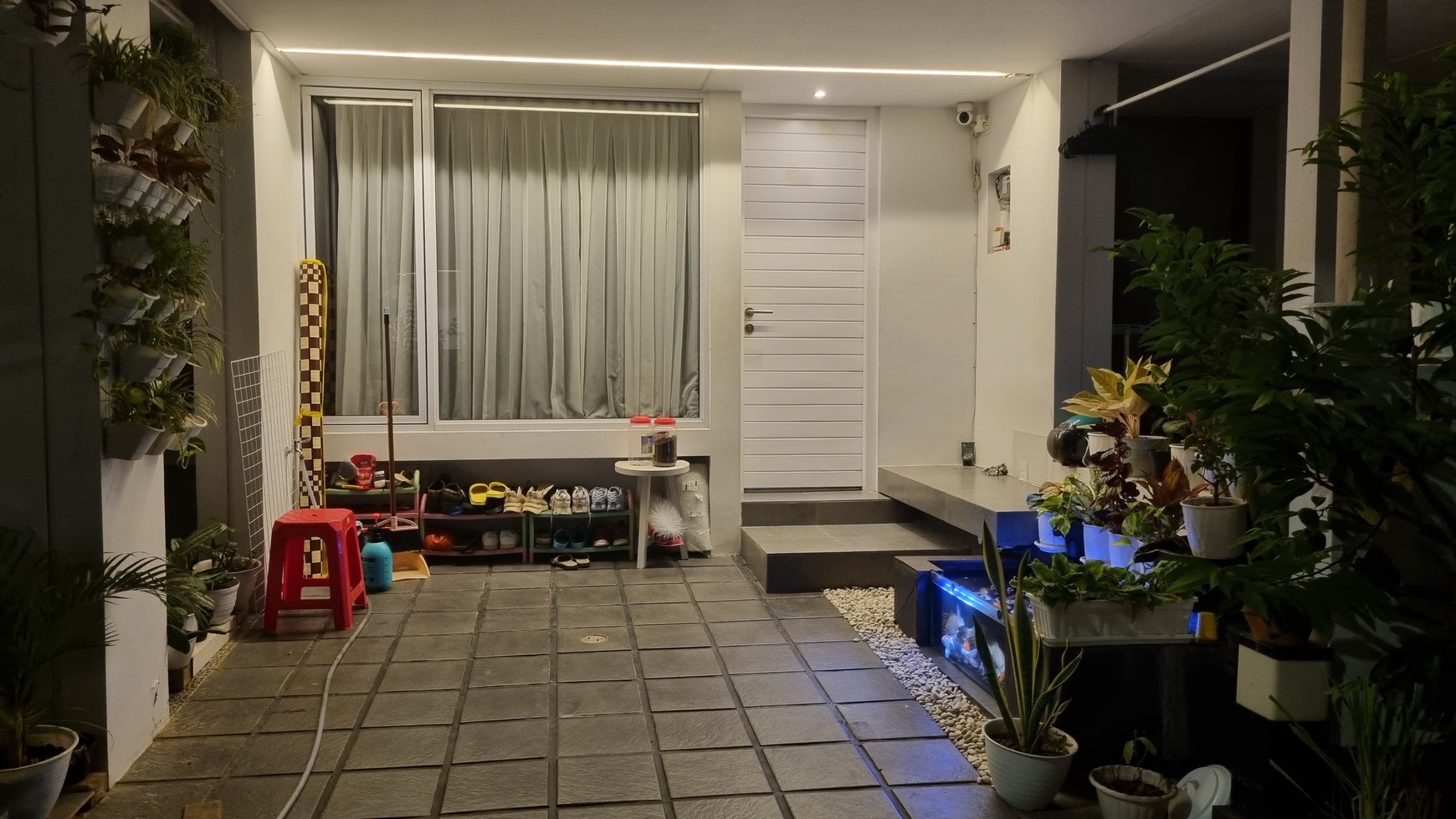 Rumah minimalis di Tabebuya