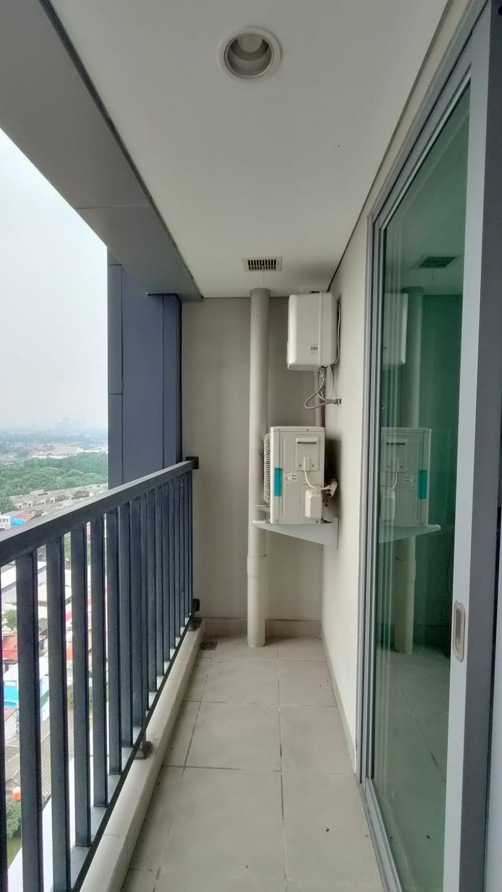 Apartemen Embarcadero  di Bintaro Tangerang Selatan.