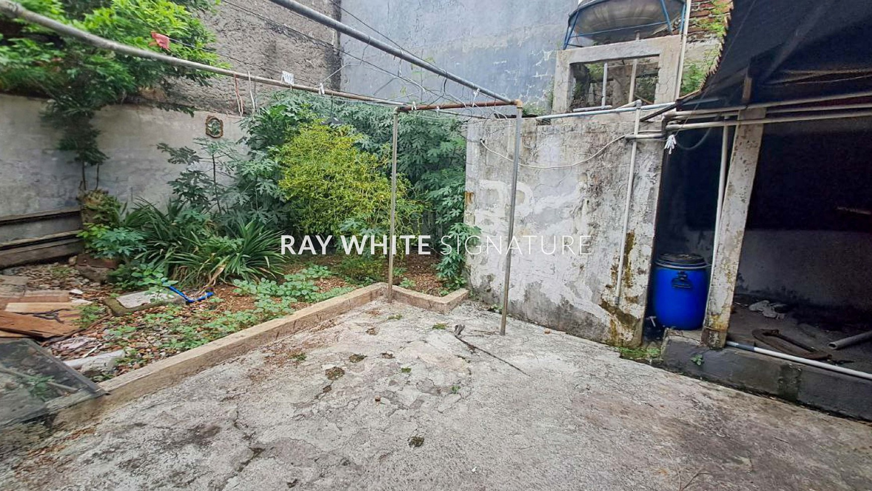 Rumah Hitung Tanah Area Cipete