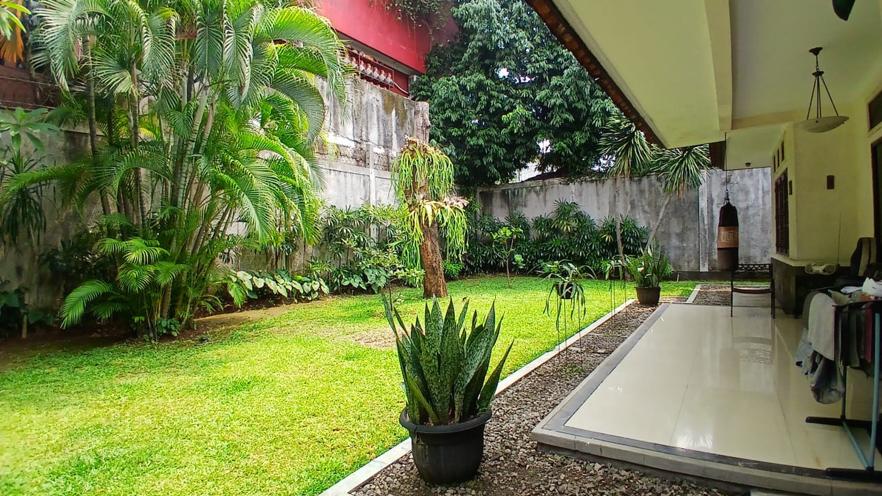 Rumah Hitung Tanah Area Cipete