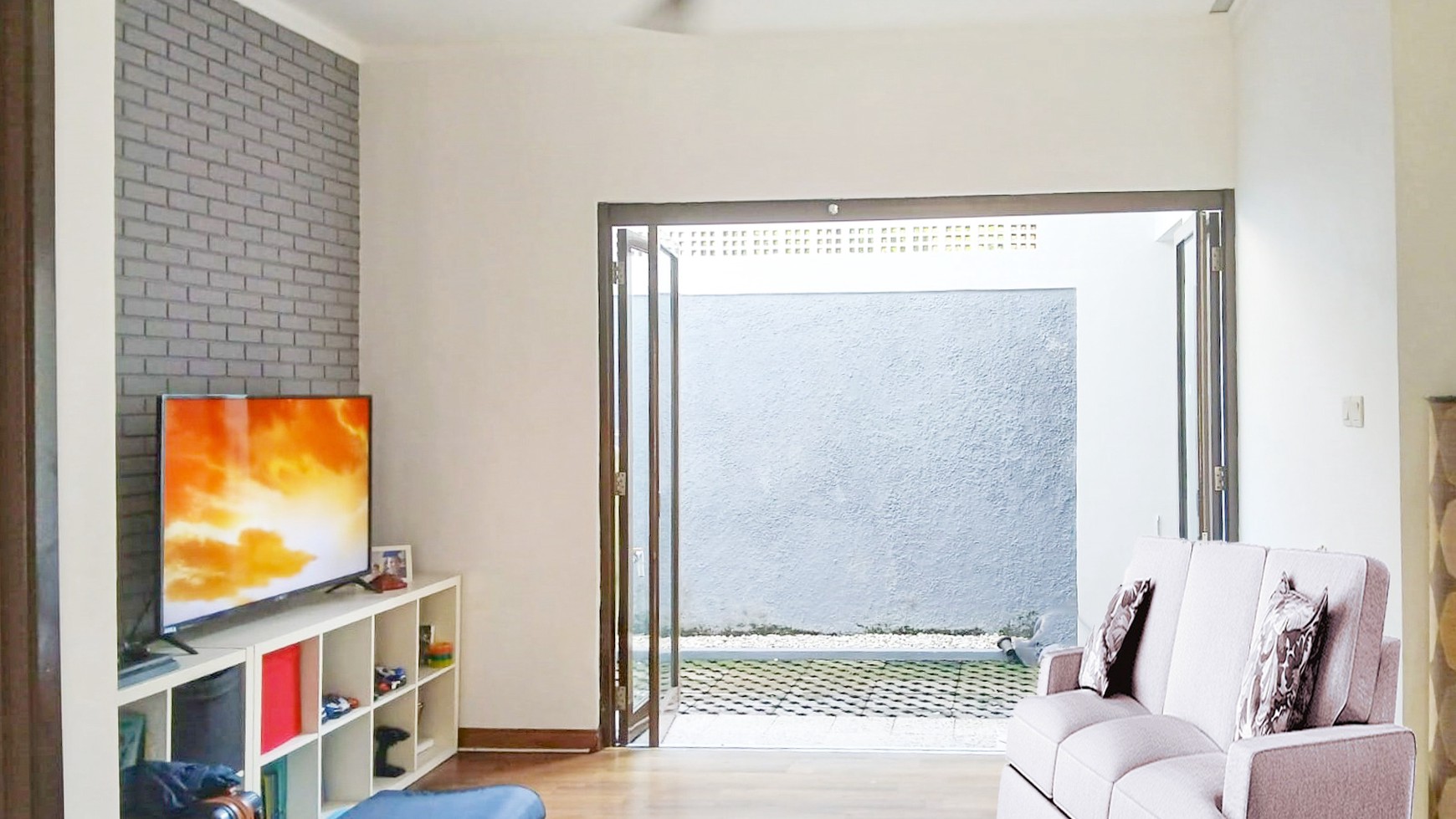 Rumah Hitung Tanah Area Cipete