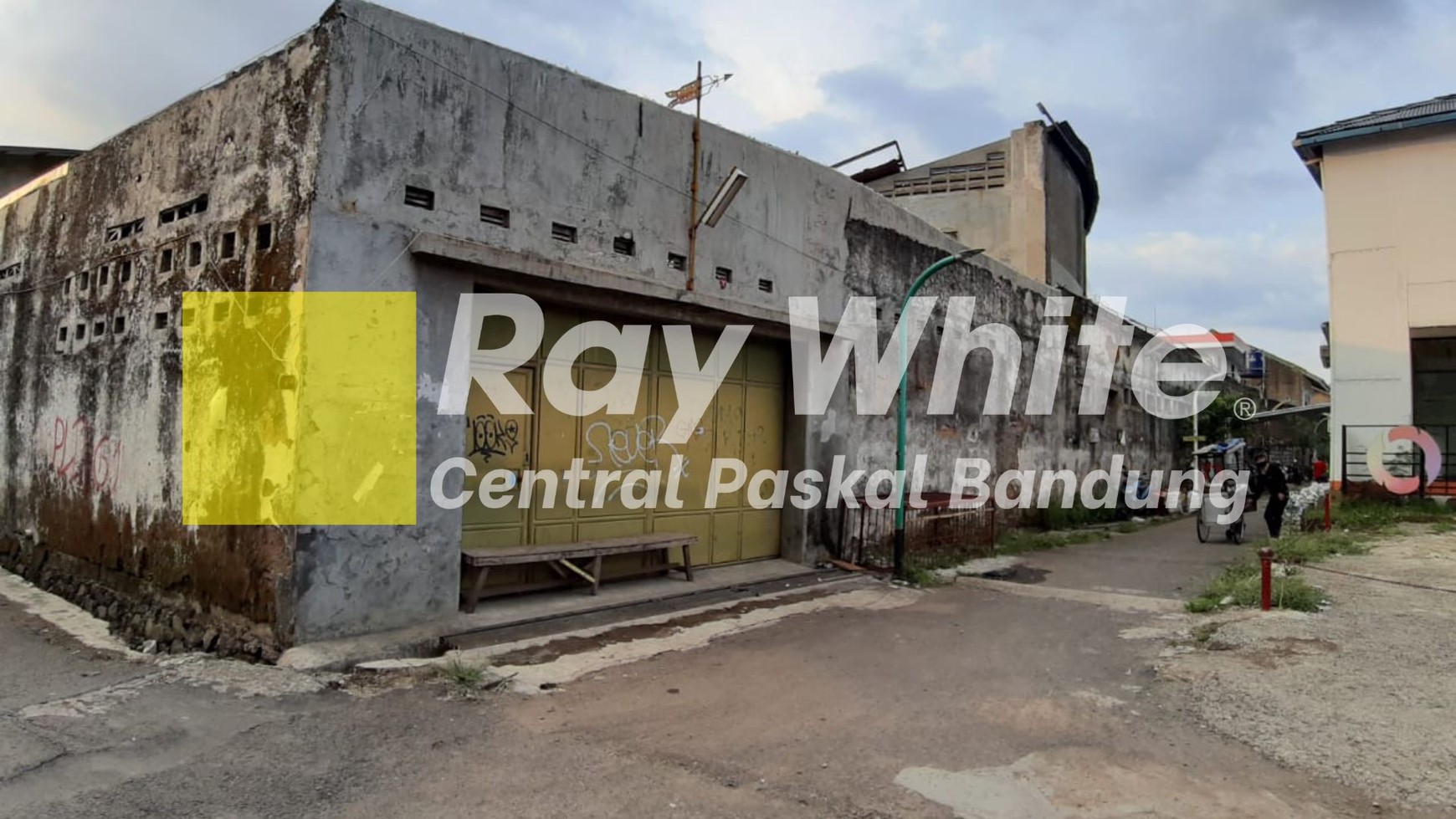 Rumah Hitung Tanah Area Cipete