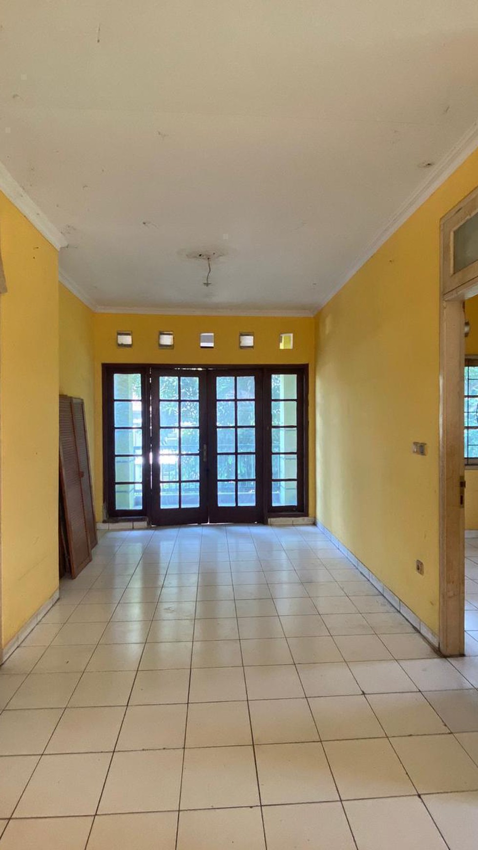 Rumah Hitung Tanah Area Cipete