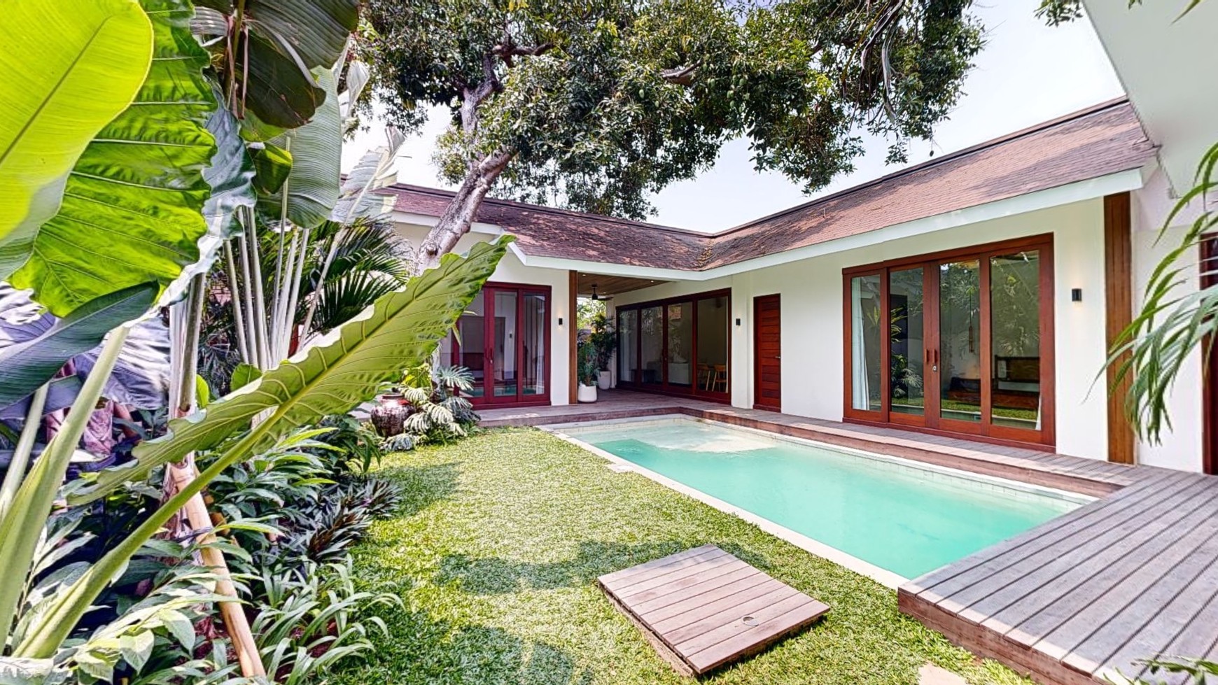 Villa 3 Bedrooms Leasehold in Kesari Sanur