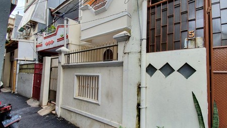 1814. Dijual Rumah di Jl Terate I Tambora Jakarta Barat