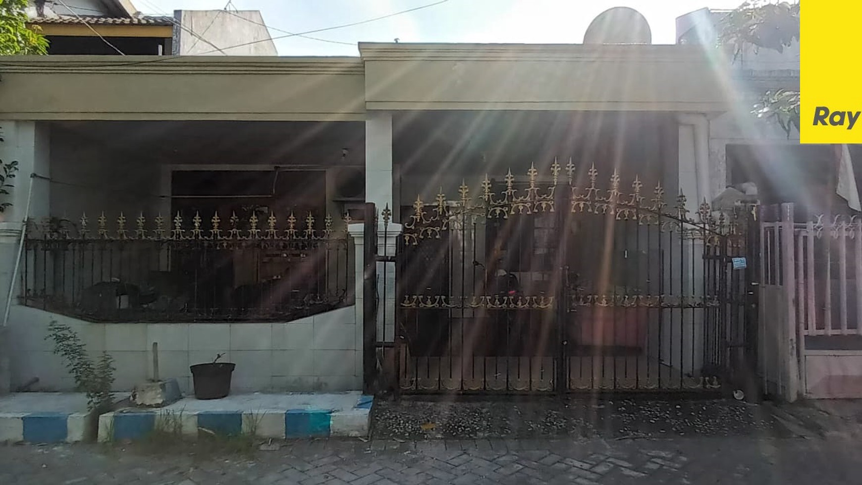 Dijual Rumah SHM di Wisma Penjaringan Sari Surabaya