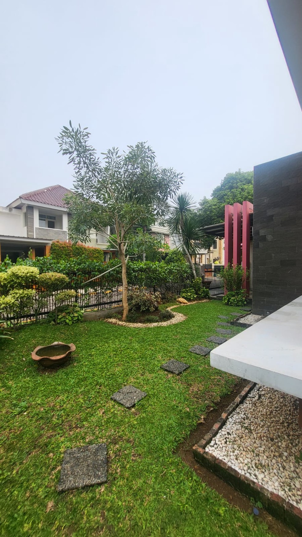 Rumah rapi siap huni