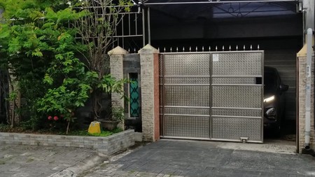 Dijual Rumah 2 lantai di Jl Purwodadi Raya Surabaya