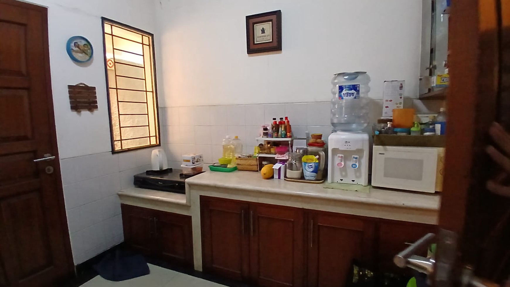 Dijual rumah di jl tarumanegara,cirendeu