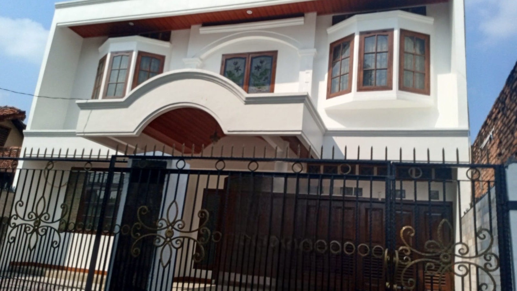 Rumah Mewah 2 lantai di Tanah Kusir Jakarta Selatan #FT