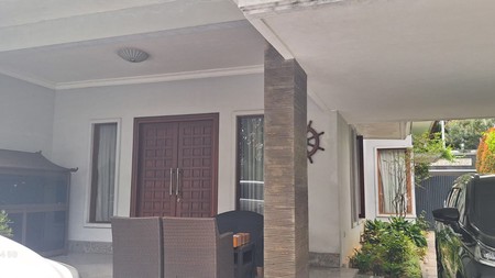 dijual rumah di prime Menteng