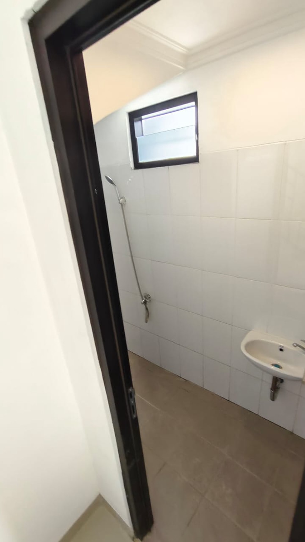 Rumah Bagus,dalam cluster Di Askara Residence, Kota Wisata Cibubur Jakarta Timur