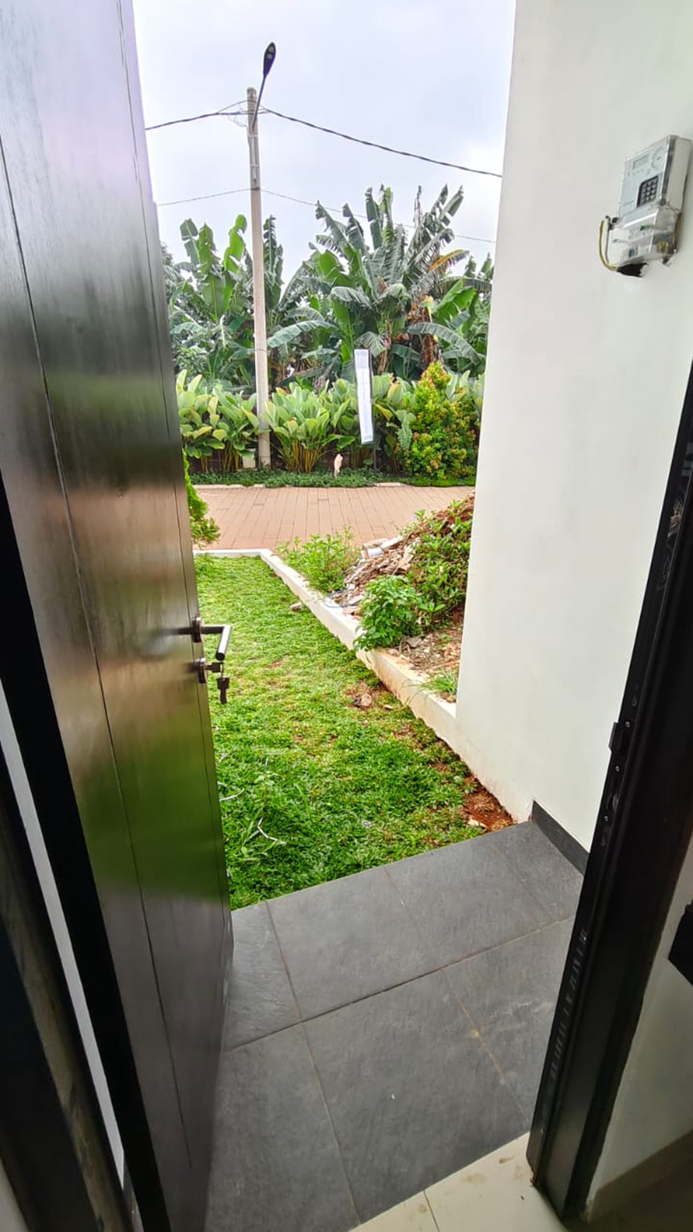 Rumah Bagus,dalam cluster Di Askara Residence, Kota Wisata Cibubur Jakarta Timur