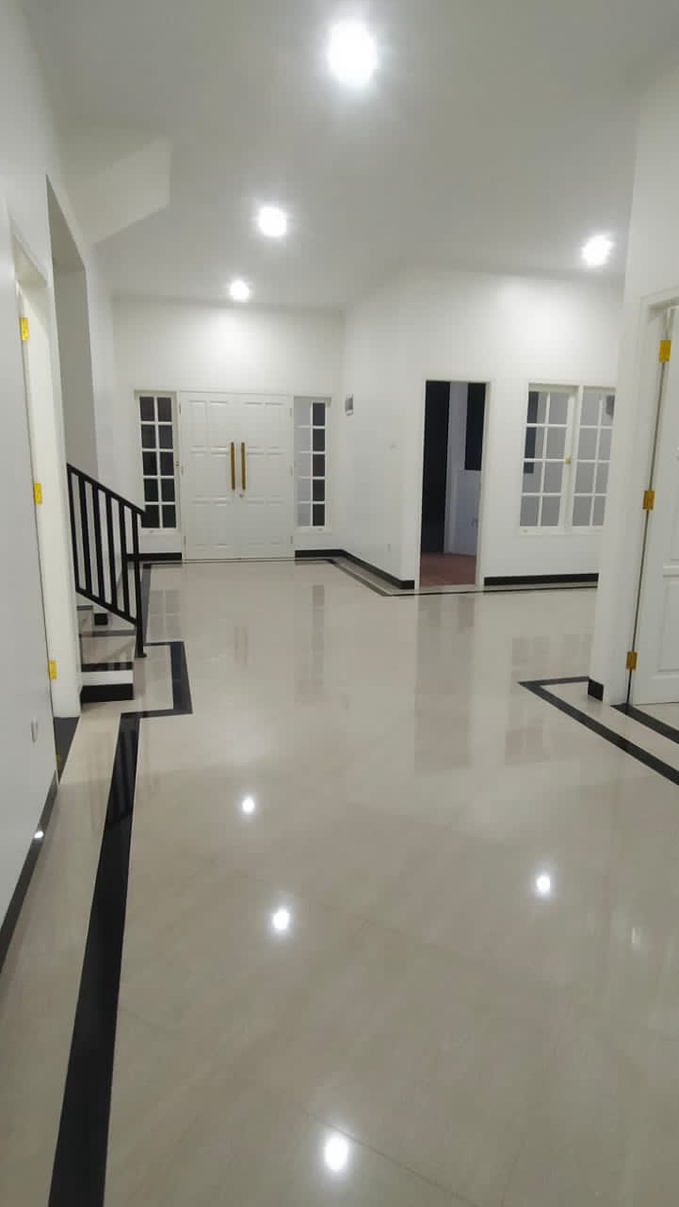 Rumah Bagus Brand New Di Galaxy Residence, Jl Kebagusan Jakarta Selatan.