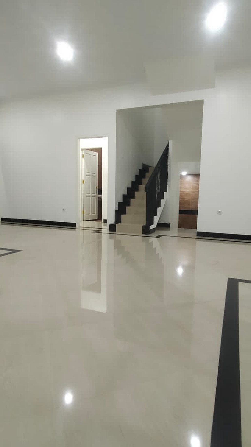 Rumah Bagus Brand New Di Galaxy Residence, Jl Kebagusan Jakarta Selatan.