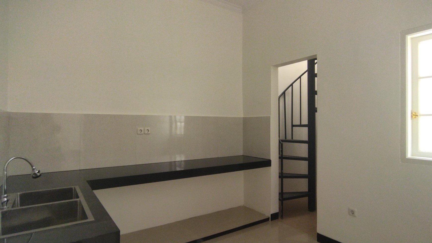 Rumah Bagus Brand New Di Galaxy Residence, Jl Kebagusan Jakarta Selatan.