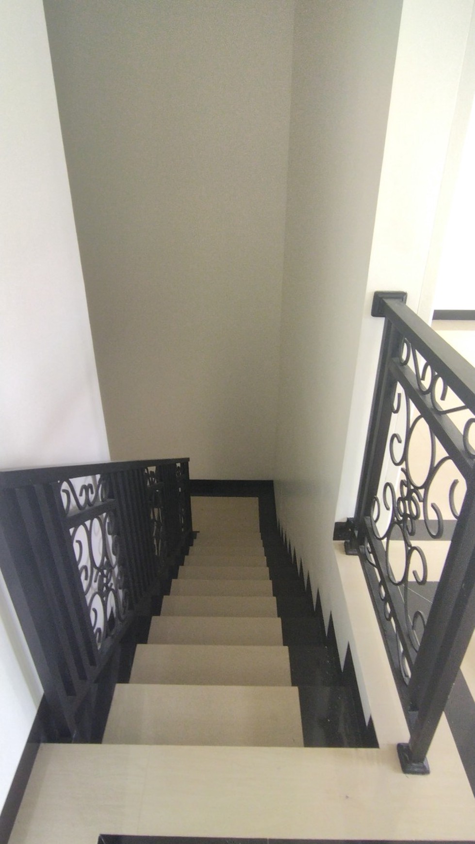 Rumah Bagus Brand New Di Galaxy Residence, Jl Kebagusan Jakarta Selatan.