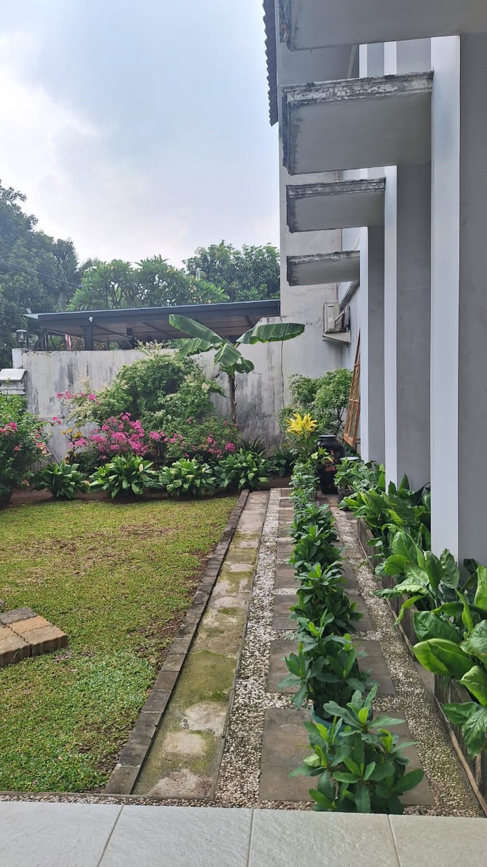 Rumah Bagus Di Jl Bunga Mayang Raya Pesanggrahan Jakarta Selatan