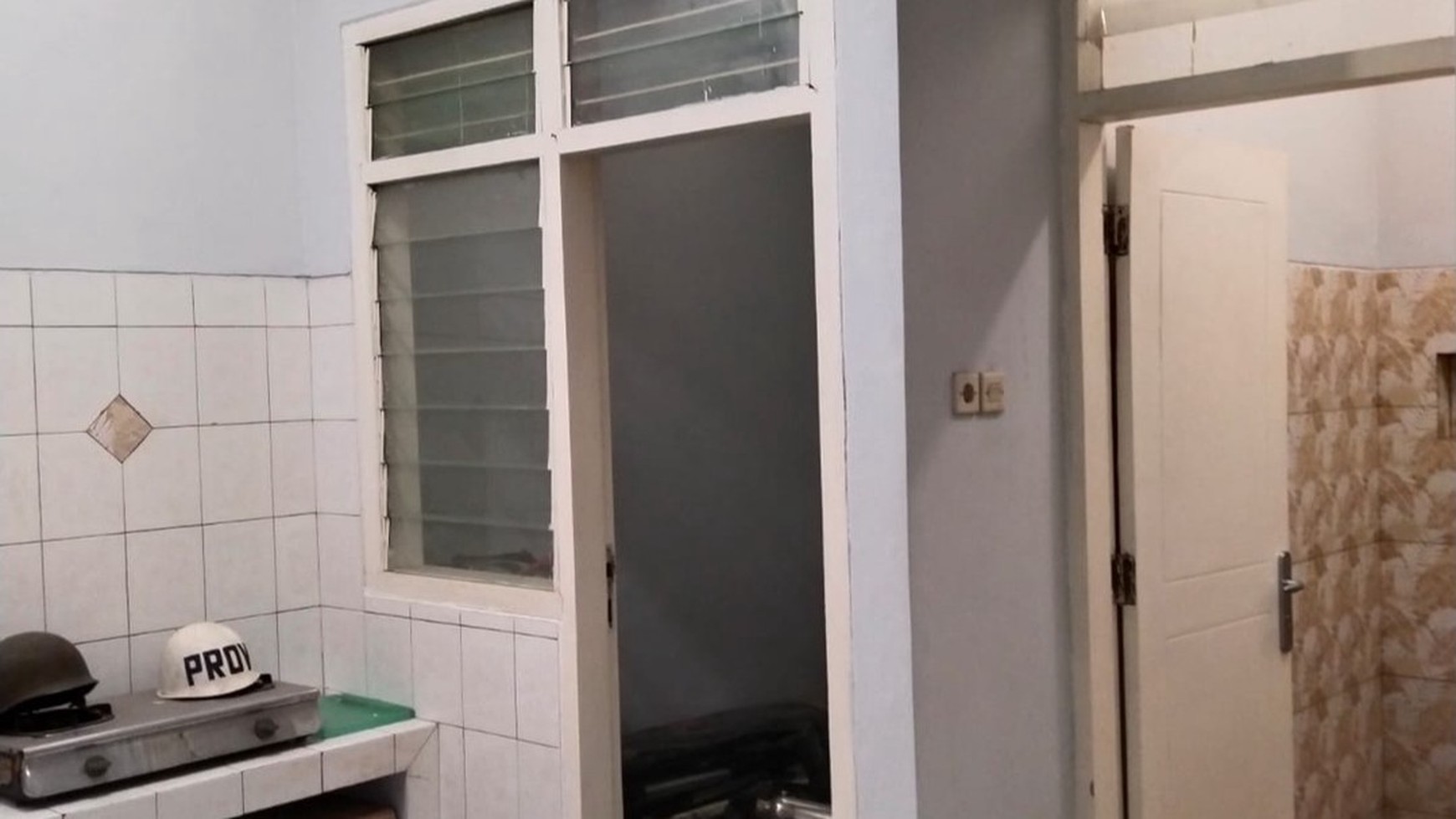 DIJUAL RUMAH SEDERHANA SIMPANG DARMO PERMAI SELATAN