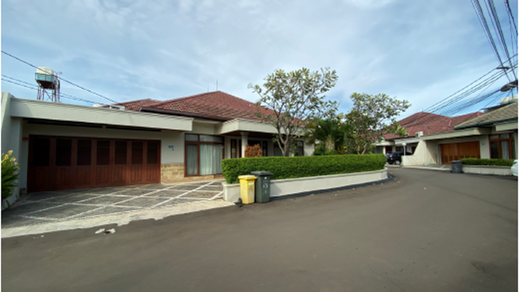Rumah Hitung Tanah Area Cipete