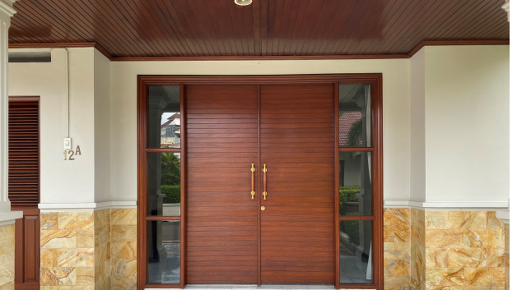 Rumah Hitung Tanah Area Cipete