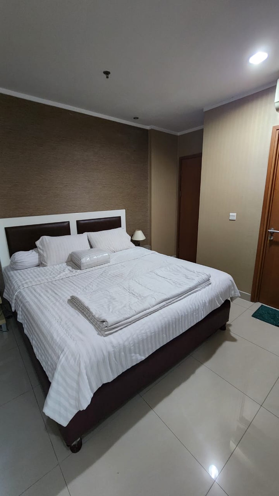 Disewakan Apartemen Sahid Sudirman Residence, Full Furnished, 2Bedrooms