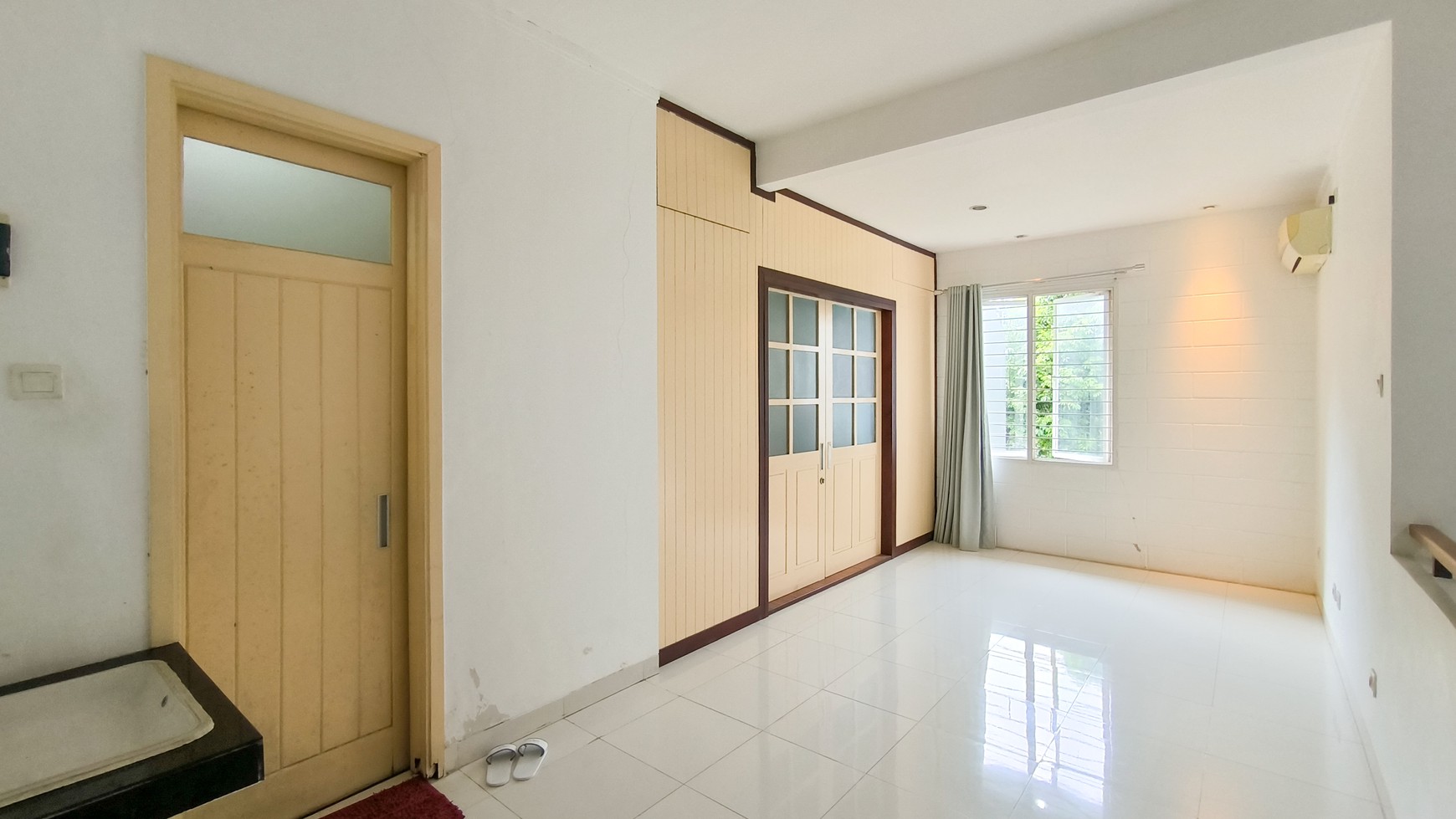 Rumah di Discovery Cielo Bintaro sudah renov harga murah Bintaro Jaya